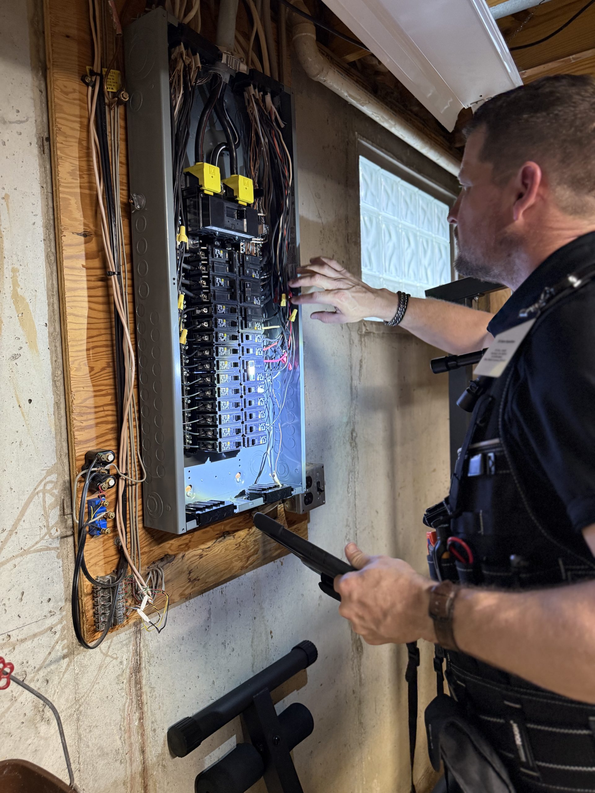 Andy Waldner conducting a home inspection